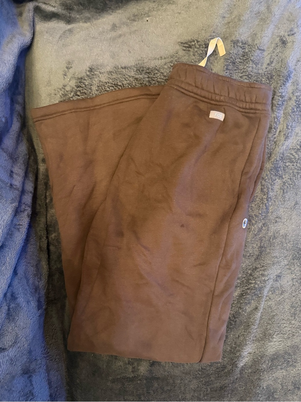 FIGS off-shift sweatpants